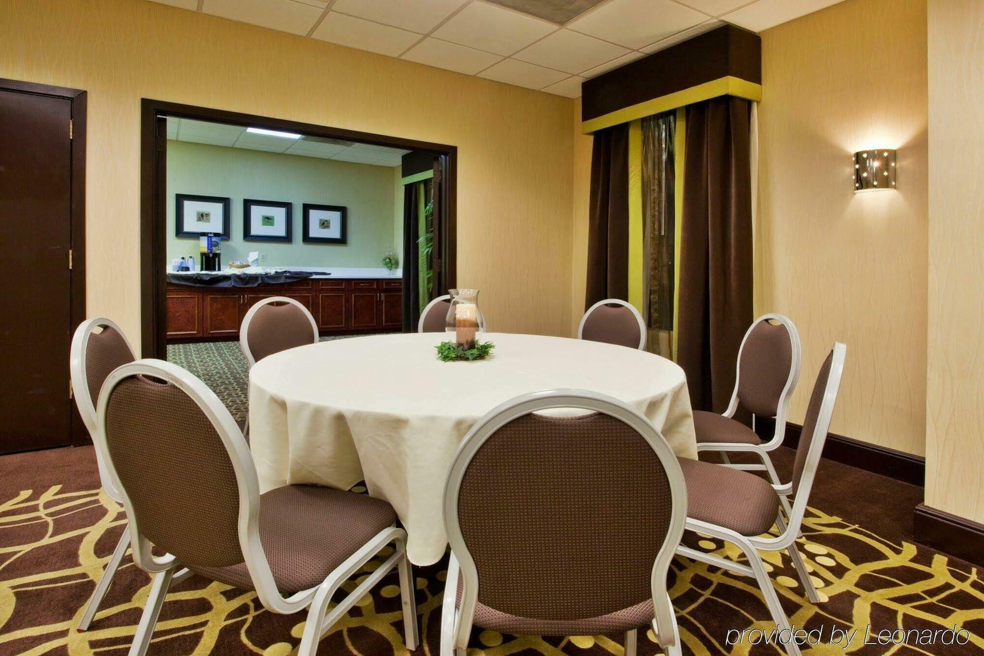 Holiday Inn Express Atlanta Airport-College Park By Ihg Ngoại thất bức ảnh